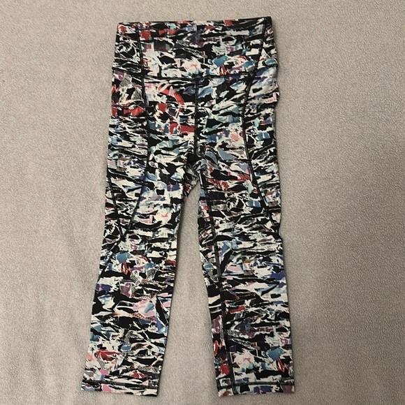 lululemon athletica Pants - 14.  Lululemon crop leggings